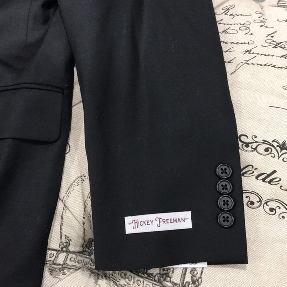 Hickey Freeman Dual Button Blazer - Picture 6 of 11